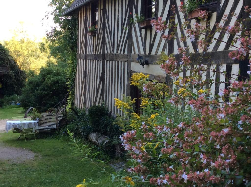 La Boursaie Bed & Breakfast Livarot-Pays-d'Auge Exterior photo