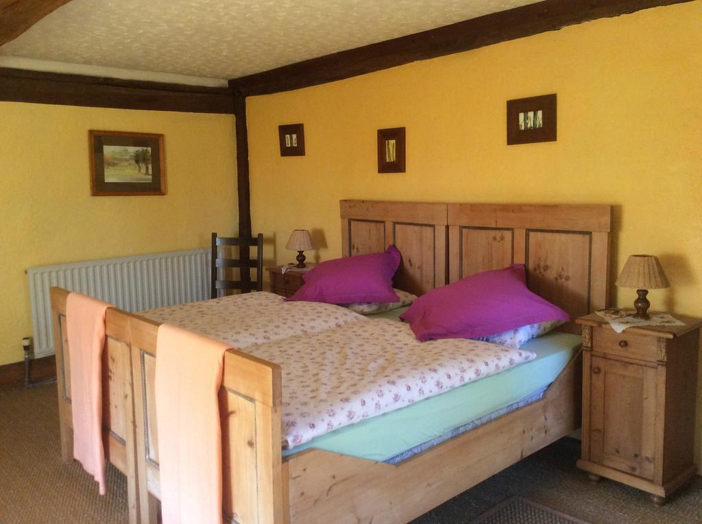 La Boursaie Bed & Breakfast Livarot-Pays-d'Auge Exterior photo