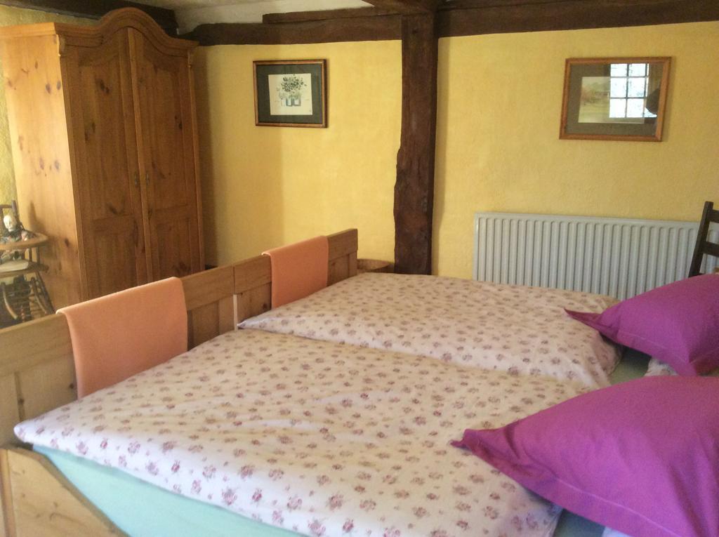 La Boursaie Bed & Breakfast Livarot-Pays-d'Auge Exterior photo